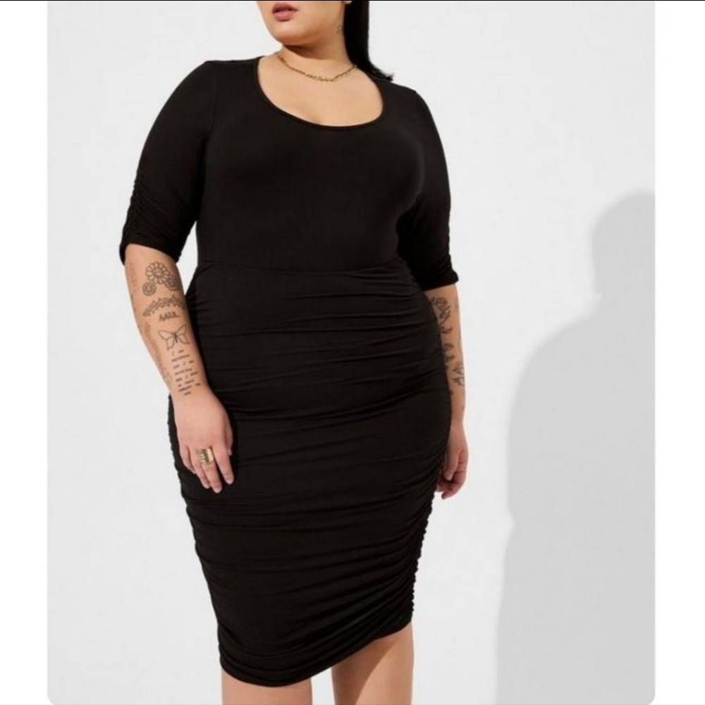 TORRID Mini Super Soft Elbow Sleeve Bodycon Dress 4XL